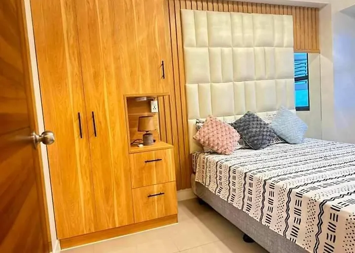 One Bedroom Unit *